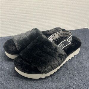 Koolaburra Black and Gray Furry Slippers